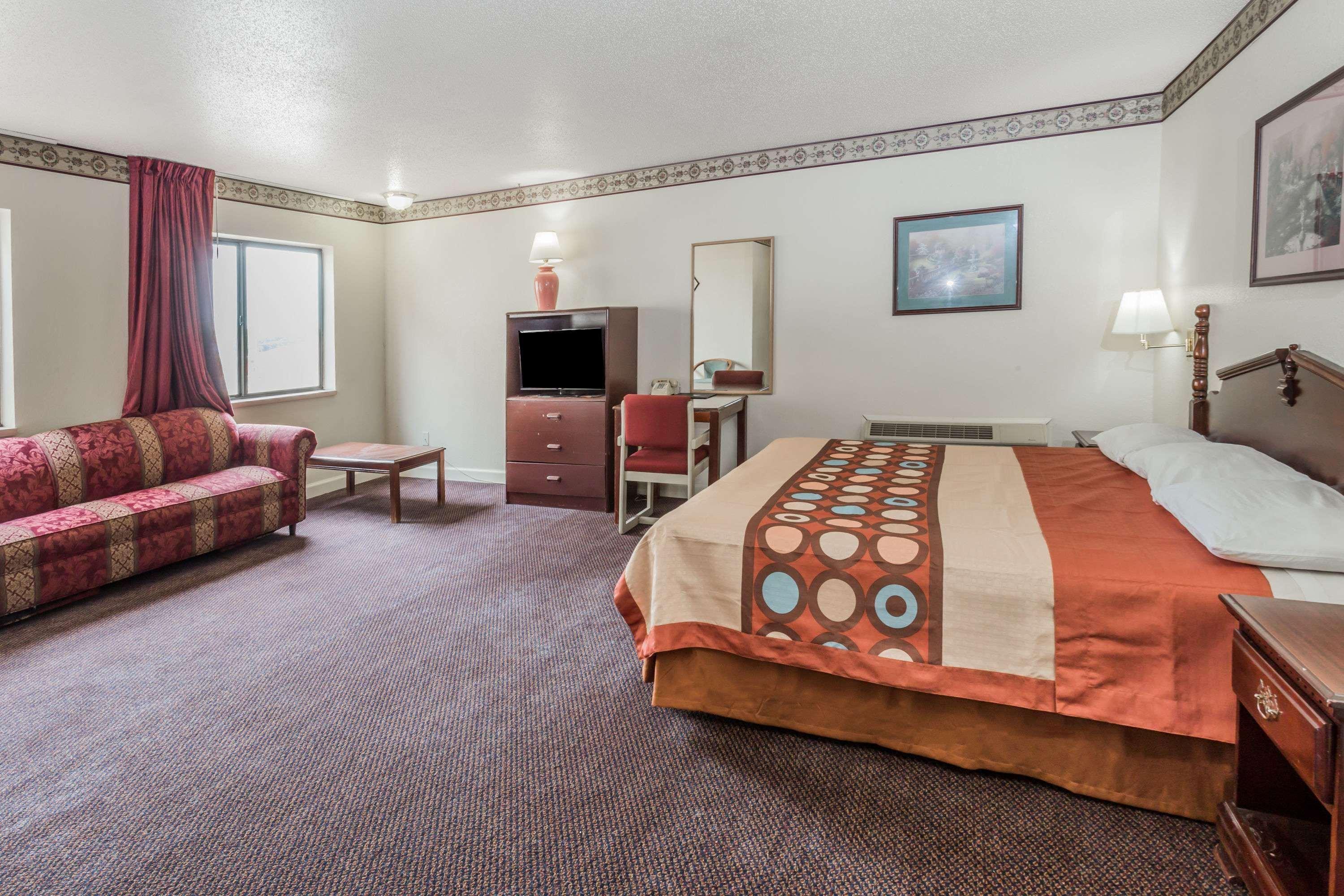 Super 8 By Wyndham Morris Hotel Luaran gambar